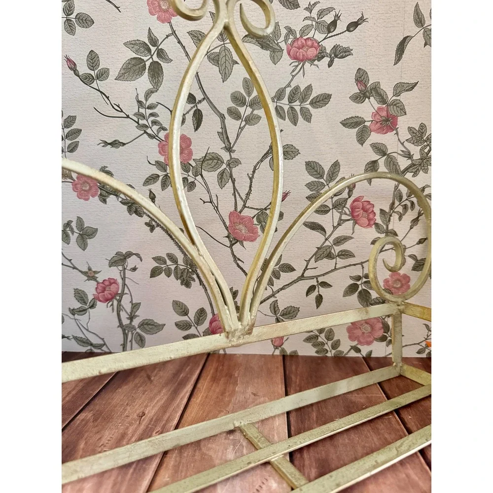 Vintage Cream Metal Fleur De Lis Wire Basket Shelf French Country Wall Decor